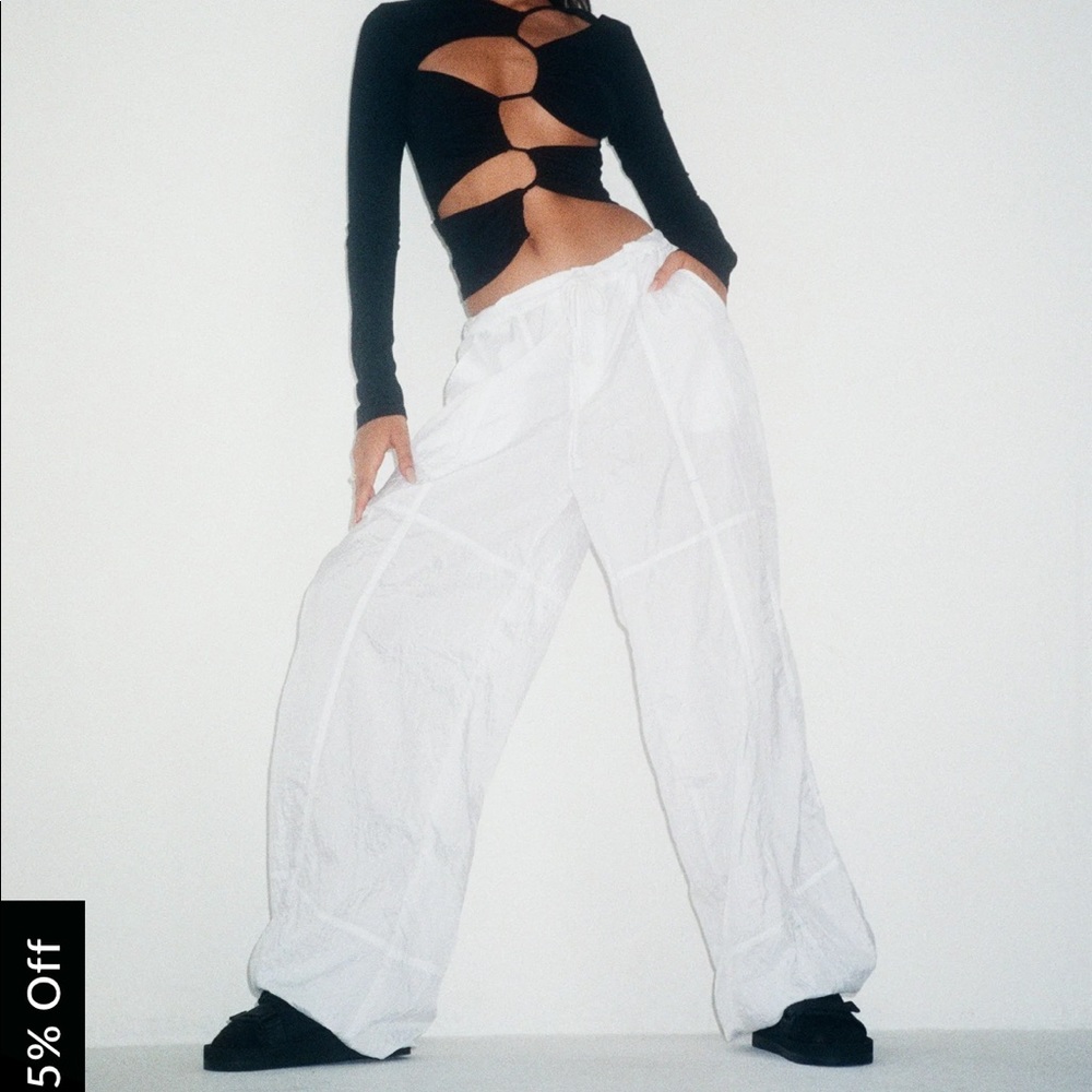 Motel rocks parachute pants
